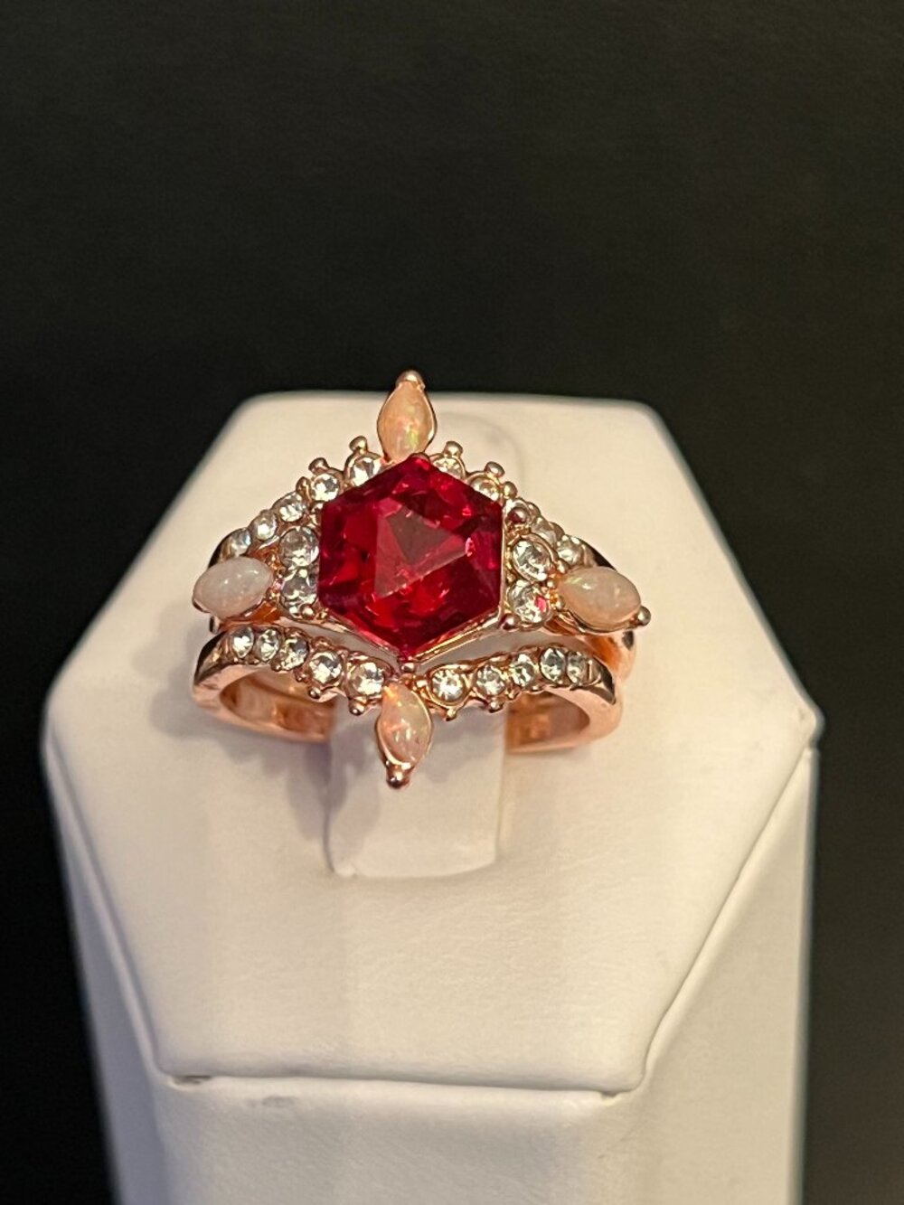 Rose Goldplated Hexagon Red Gemstone 3 Ring Set Size 6.75 (235)